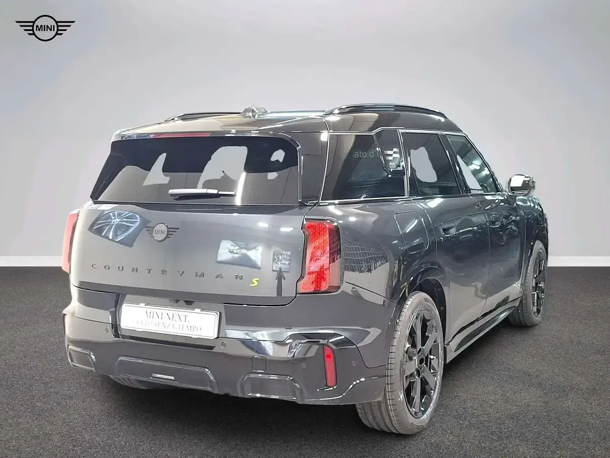 Usata Mini John Cooper Works Countryman 225 kW (306 CV) 2026 Grigio SUV