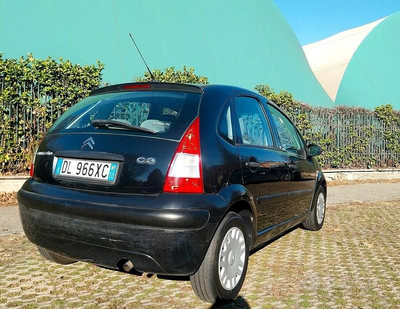 Usata Citroën C3 Elegance 60 CV (44 kW) 2007 Nero Berlina