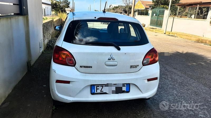 Usata Mitsubishi Space Star 71 CV (52 kW) 2019 Bianco Utilitaria