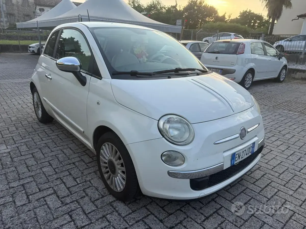 Usata Fiat 500 69 CV (50 kW) 2012 Bianco Utilitaria