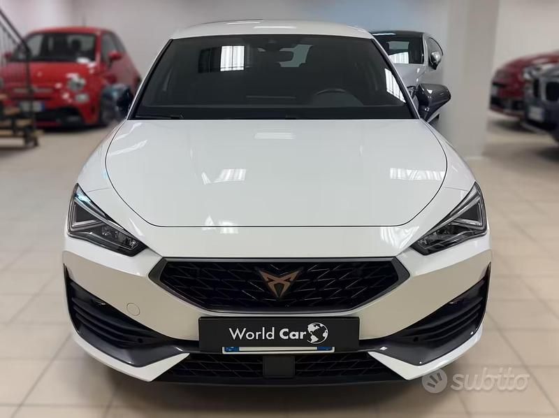 Usata Cupra Leon 150 CV (110 kW) 2023 Bianco Berlina