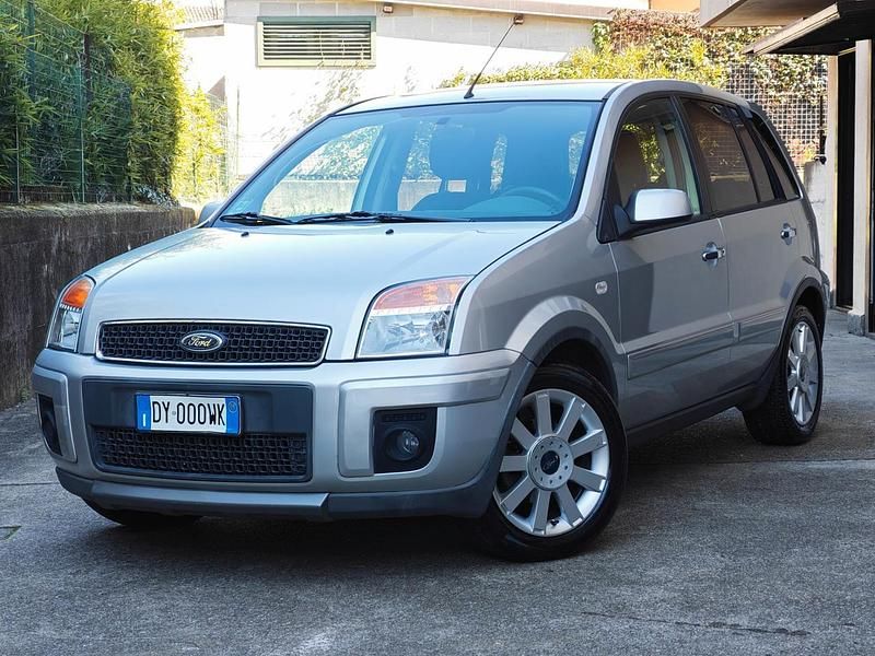 Usata Ford Fusion 80 CV (58 kW) 2009 Argento Utilitaria