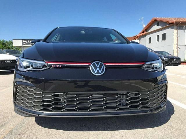 Usata VW Golf VIII GTI 245 CV (180 kW) 2023 Nero metallizzato