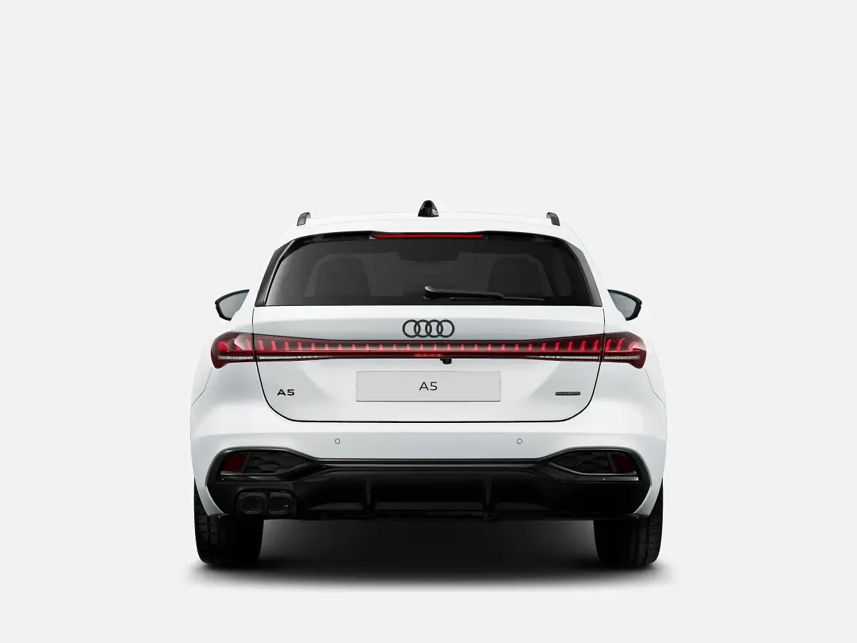 Nuova Audi A5 S-Line 204 CV (150 kW) 2026 Bianco ghiaccio metallizzato Station wagon