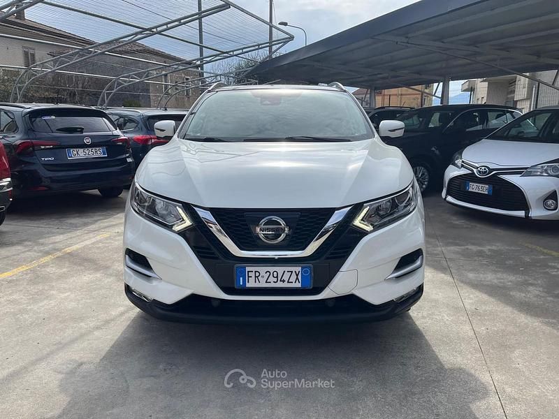 Usata Nissan Qashqai Tekna+ 110 CV (80 kW) 2018 Bianco SUV