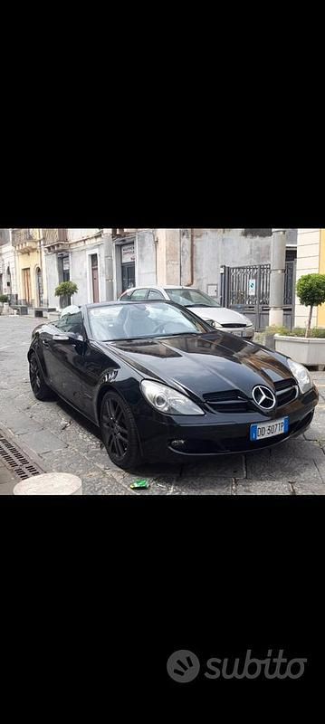 Usata Mercedes SLK200 163 CV (119 kW) 2007 Nero Cabrio