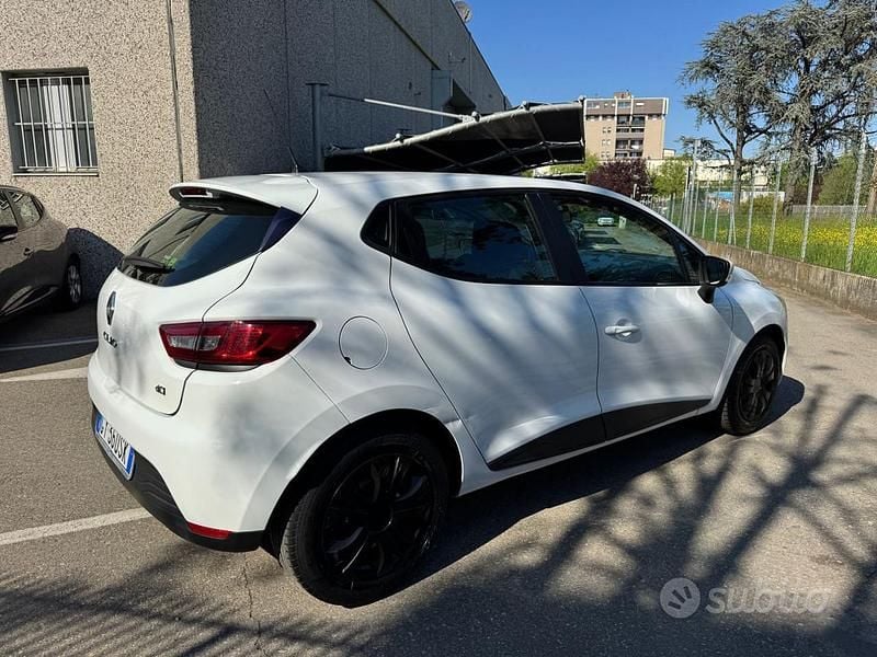 Usata Renault Clio IV 90 CV (66 kW) 2016 Bianco pastello Berlina
