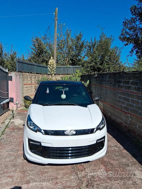 Bianco Usata 2020 Ligier JS50 Due volumi | 9400 € - Immagine 1/4