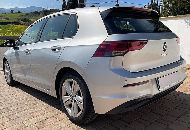 Usata VW Golf VII Style 149 CV (109 kW) 2021 Grigio Utilitaria