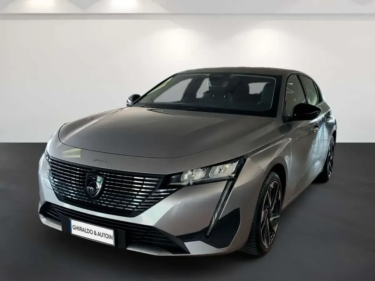 Usata Peugeot 308 Allure 131 CV (96 kW) 2023 Grigio Berlina