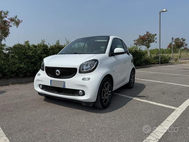 Usata 2018 Smart ForTwo Coupé Passion Utilitaria | 10.900 € (Super prezzo) - Immagine 1/4