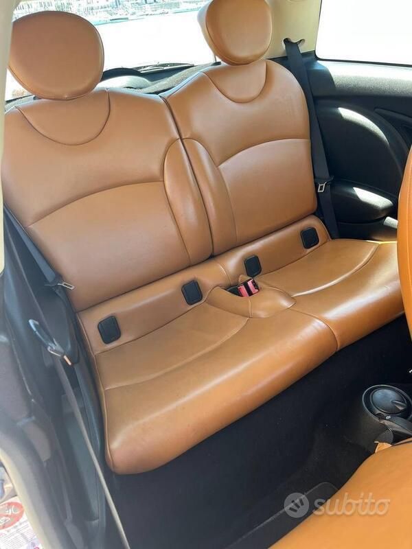 Usata Mini Cooper 2011 Marrone Utilitaria