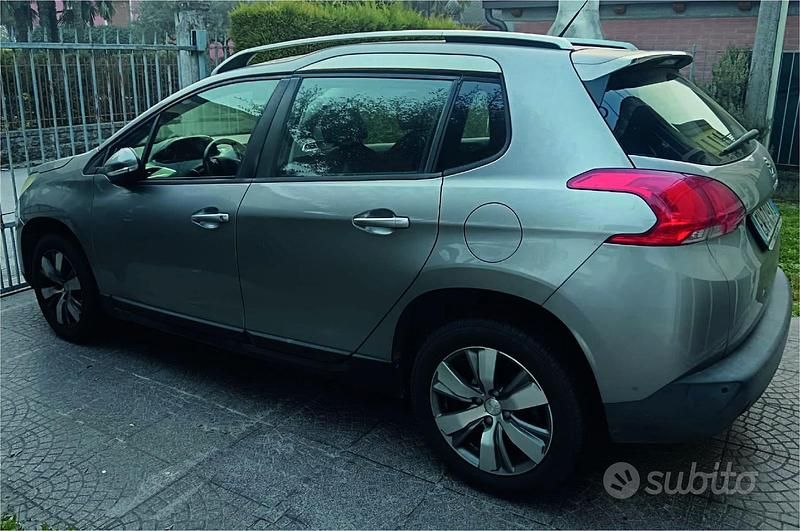 Usata Peugeot 2008 82 CV (60 kW) 2014 Grigio SUV