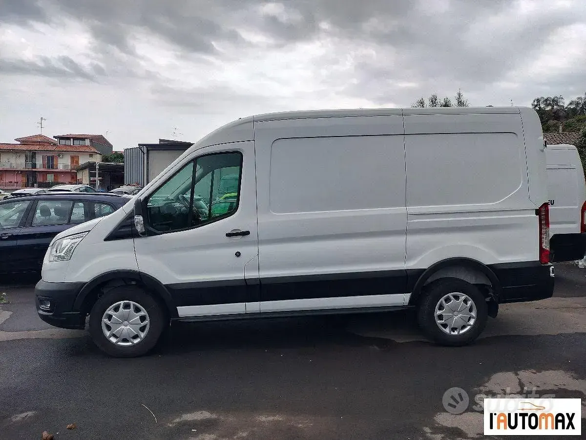 Usado Ford Transit Trend 130 CV (95 kW) 2020 Berlina