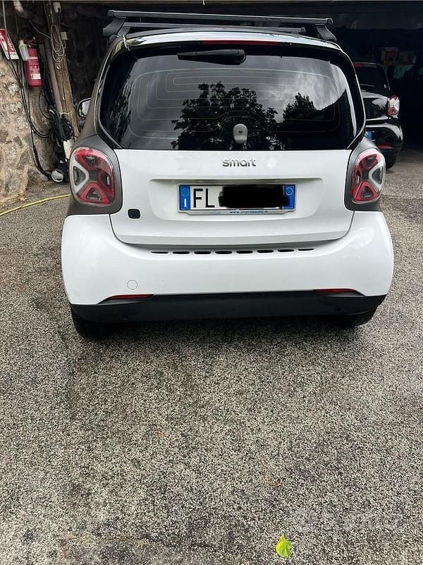 Usata Smart ForTwo Electric Drive 60 kW (82 CV) 2018 Bianco Coupé