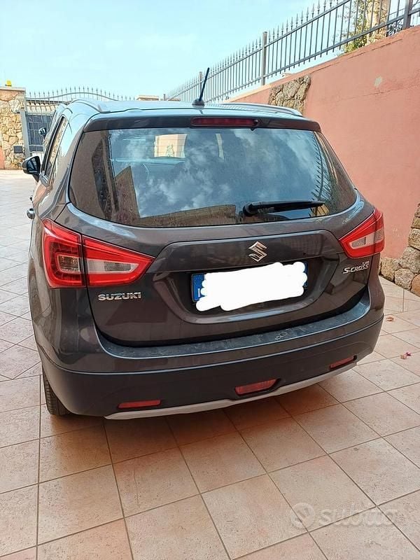 Usata Suzuki SX4 111 CV (81 kW) 2017 Grigio Berlina
