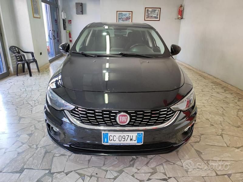 Usata Fiat Tipo Mirror 120 CV (88 kW) 2020 Nero(met.) Station wagon