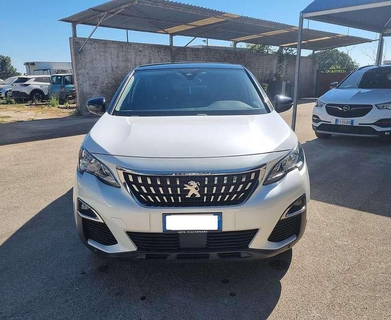 Usata Peugeot 3008 Allure 131 CV (96 kW) 2019 Bianco SUV