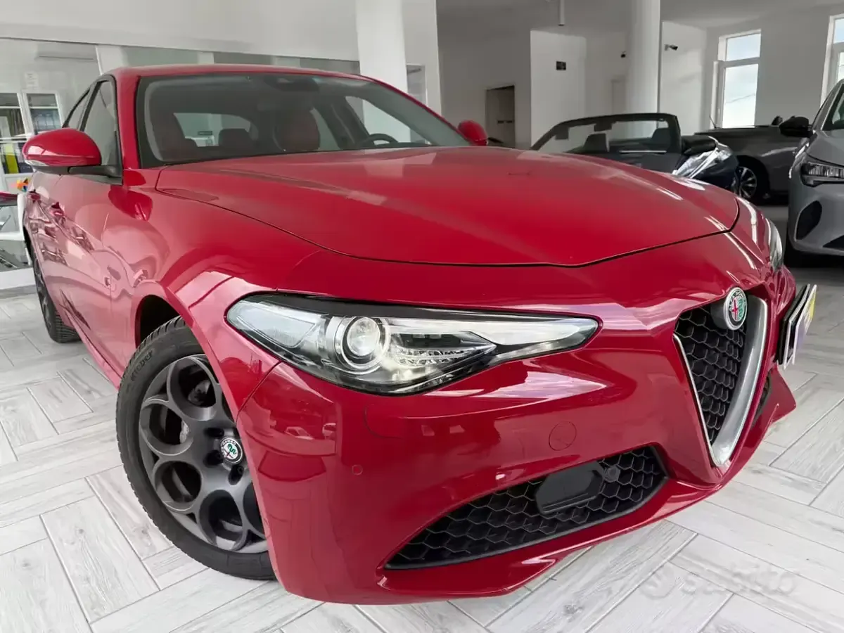 Occasion Alfa Romeo Giulia 150 PK (110 kW) 2019 Rood Sedan