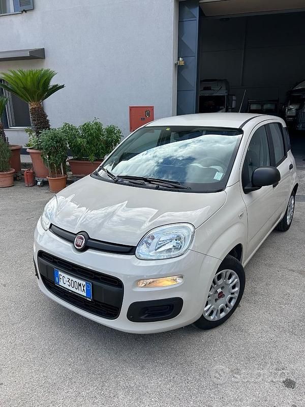 Usata Fiat Panda 95 CV (69 kW) 2016 Utilitaria