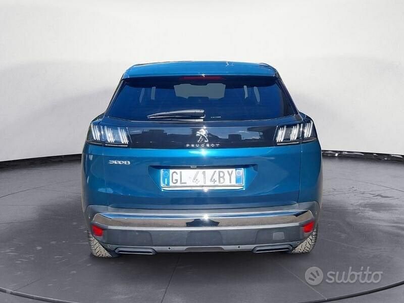 Usata Peugeot 3008 Allure 131 CV (96 kW) 2022 Blu/azzurro SUV