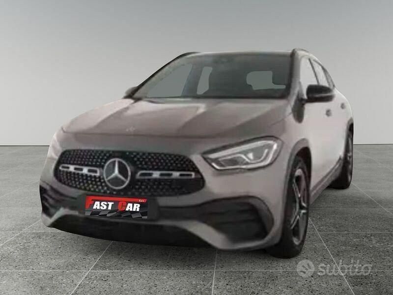 Gray Usata 2022 Mercedes GLA200 Premium SUV | 34.900 € (Buon prezzo) - Immagine 1/1