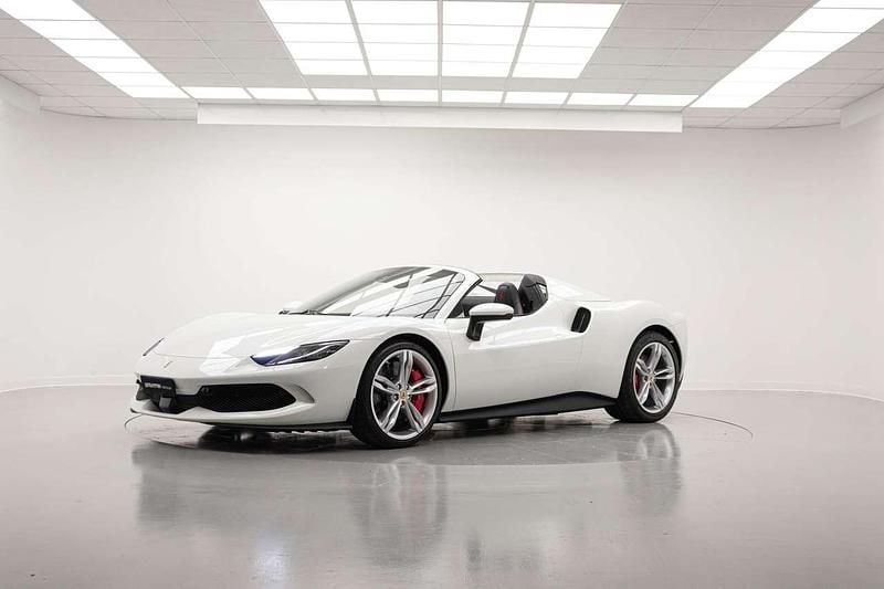 Nuova Ferrari 296 663 CV (487 kW) 2025 Bianco Cabrio
