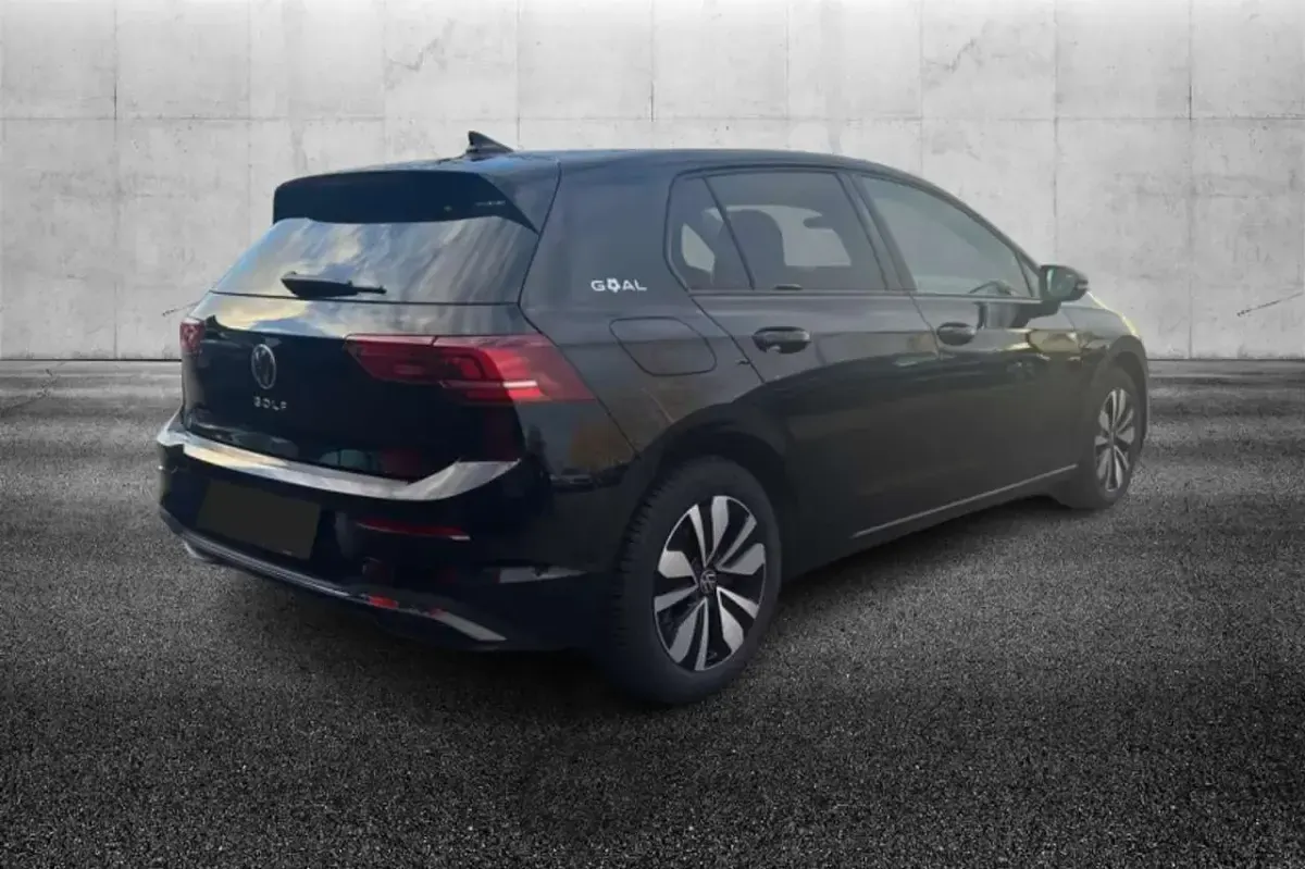 Usata VW Golf 150 CV (110 kW) 2024 Nero Monovolume