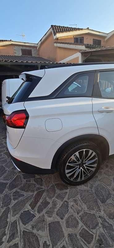 Usata DFSK Fengon 177 CV (130 kW) 2025 Beige SUV