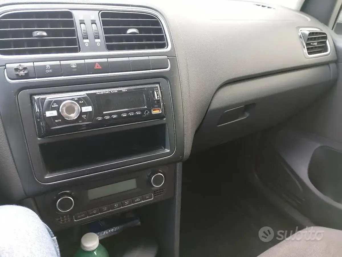 Usata VW Polo 85 CV (62 kW) 2009 Grigio Berlina