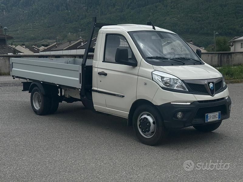 Usata Piaggio Porter 106 CV (77 kW) 2023 Bianco Furgone