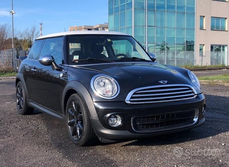 Usata Mini ONE 75 CV (55 kW) 2011 Nero Utilitaria