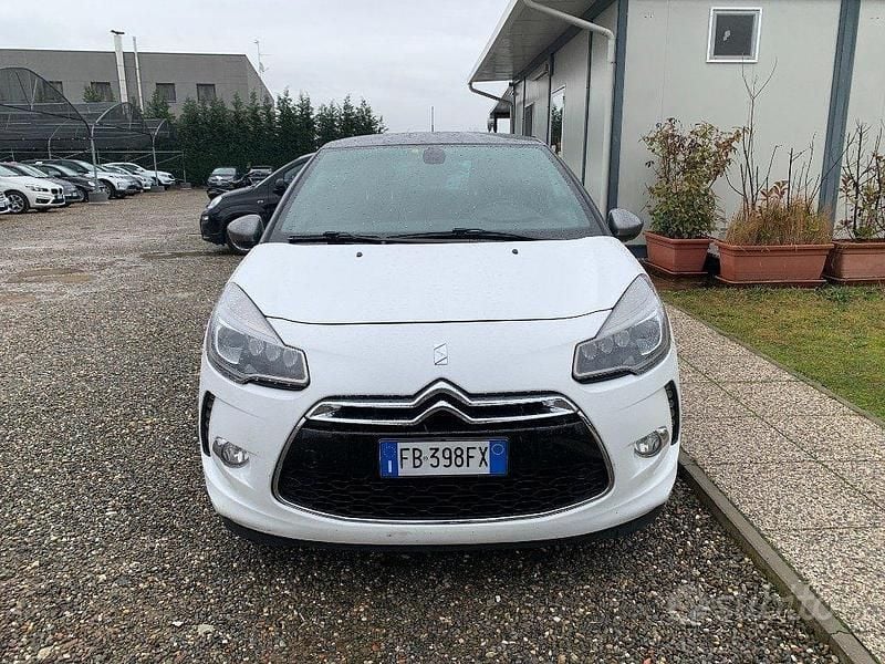 Usata DS Automobiles DS3 Sport Chic 110 CV (80 kW) 2016 Bianco Utilitaria