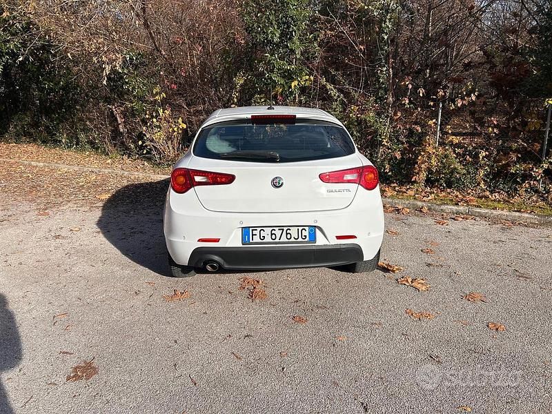 Usata Alfa Romeo Giulietta 120 CV (88 kW) 2016 Berlina