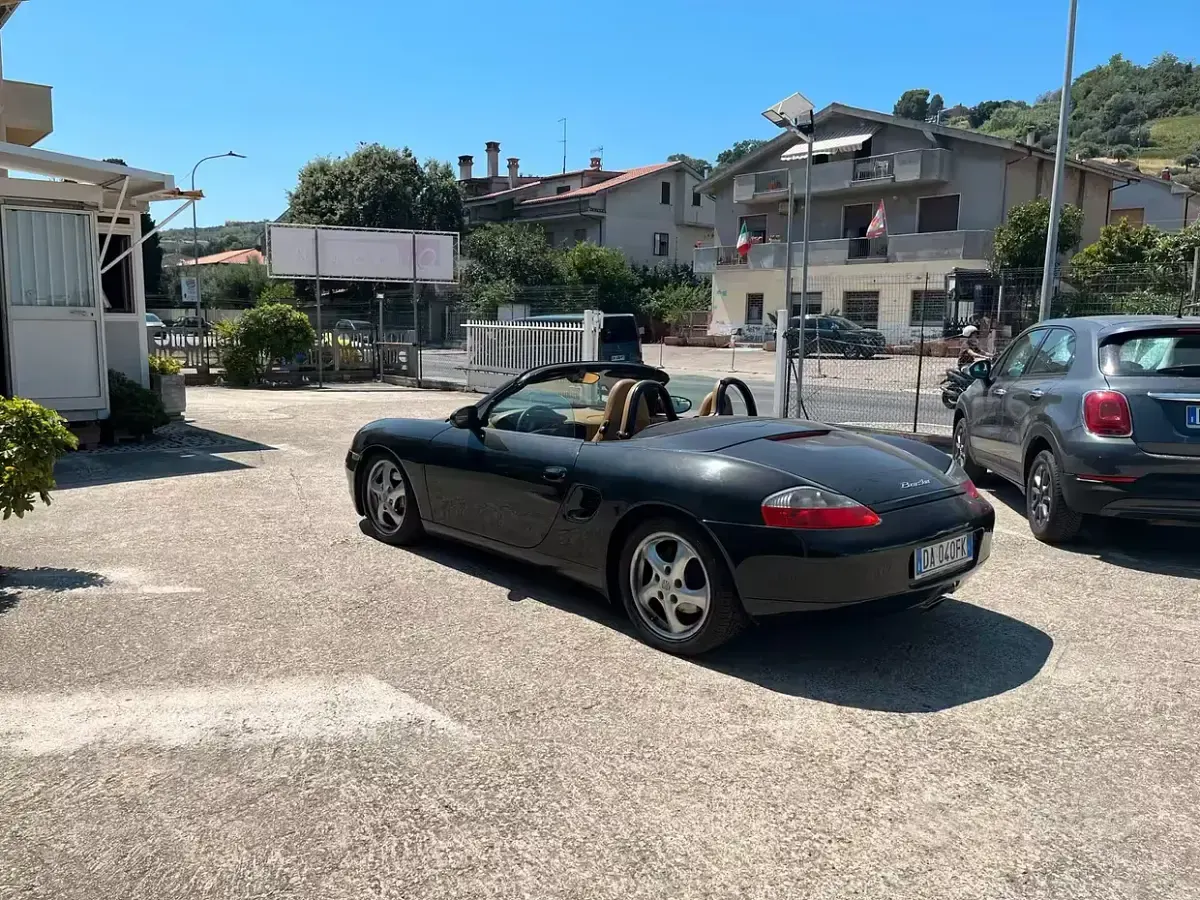 Usata Porsche Boxster 204 CV (150 kW) 1998 Nero Cabrio