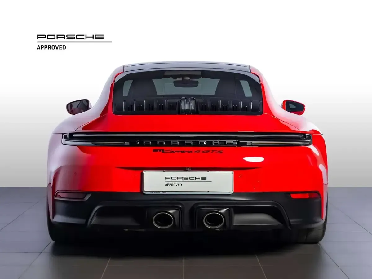 Usata Porsche 911 Carrera GTS 541 CV (397 kW) 2025 Guards red Coupé