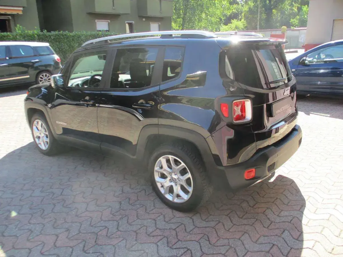 Usata Jeep Renegade Limited 140 CV (102 kW) 2016 Nero SUV
