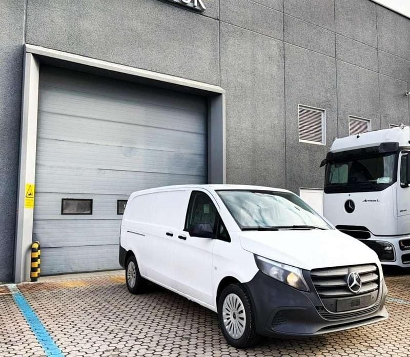 Nuova Mercedes Vito 163 CV (119 kW) 2026 Bianco Furgone