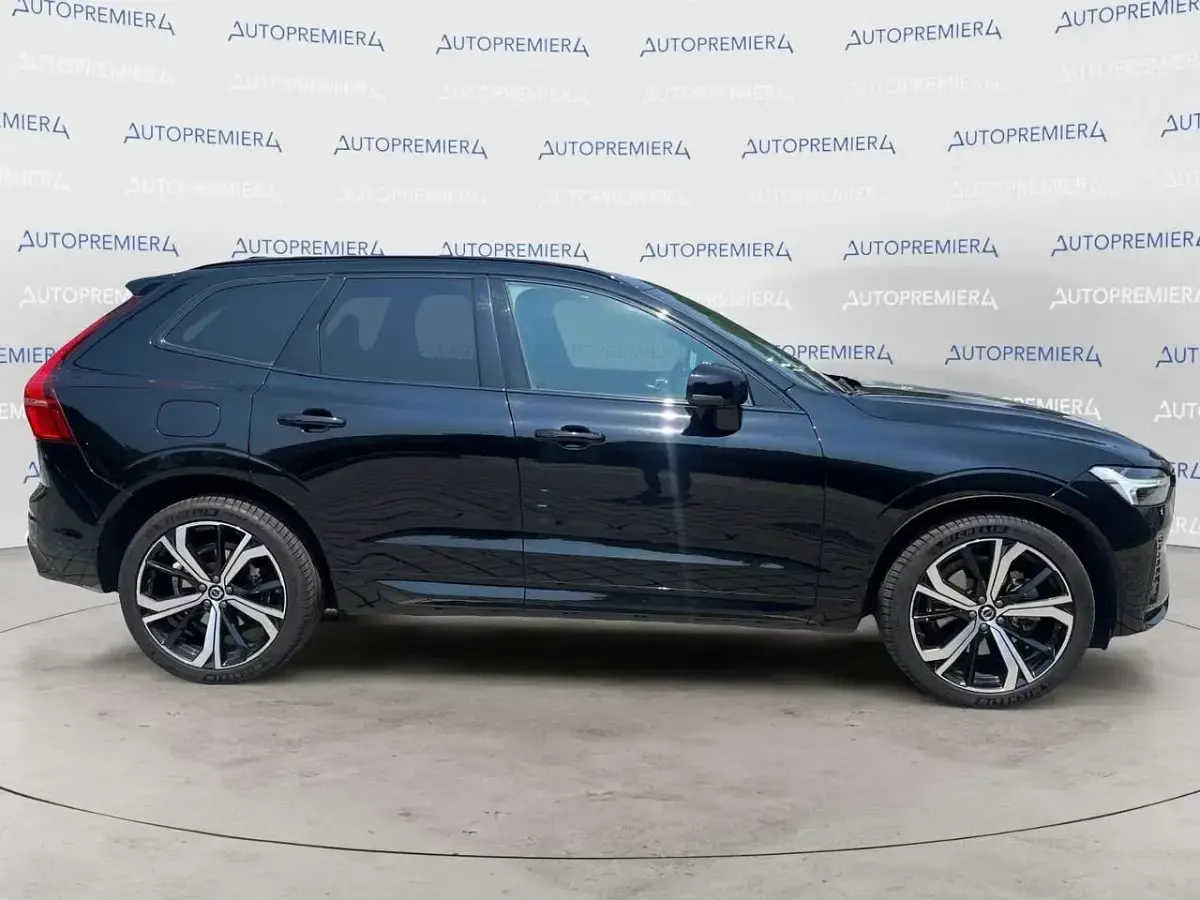 Usata Volvo XC60 Plus 235 CV (172 kW) 2023 Nero SUV