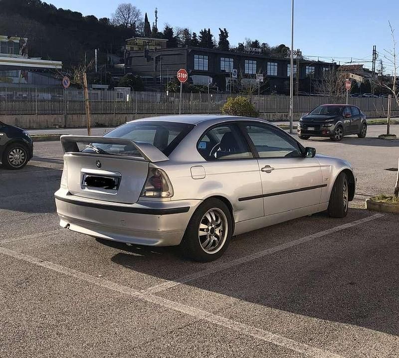 Usata BMW 320 150 CV (110 kW) 2002 Grigio Berlina