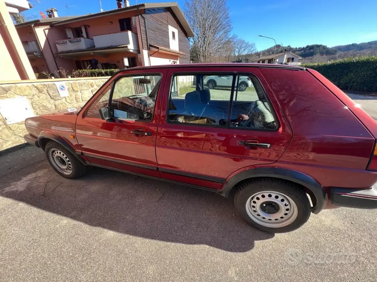 Usata VW Golf II 87 CV (63 kW) 1988 Utilitaria