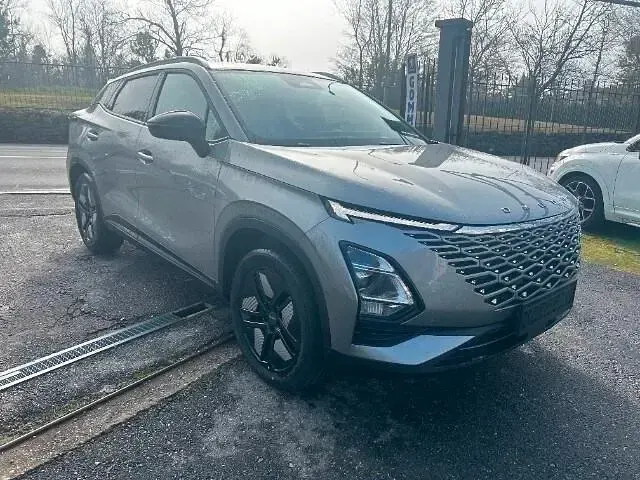 Nuova Omoda 5 147 CV (108 kW) 2025 Argento metallizzato SUV