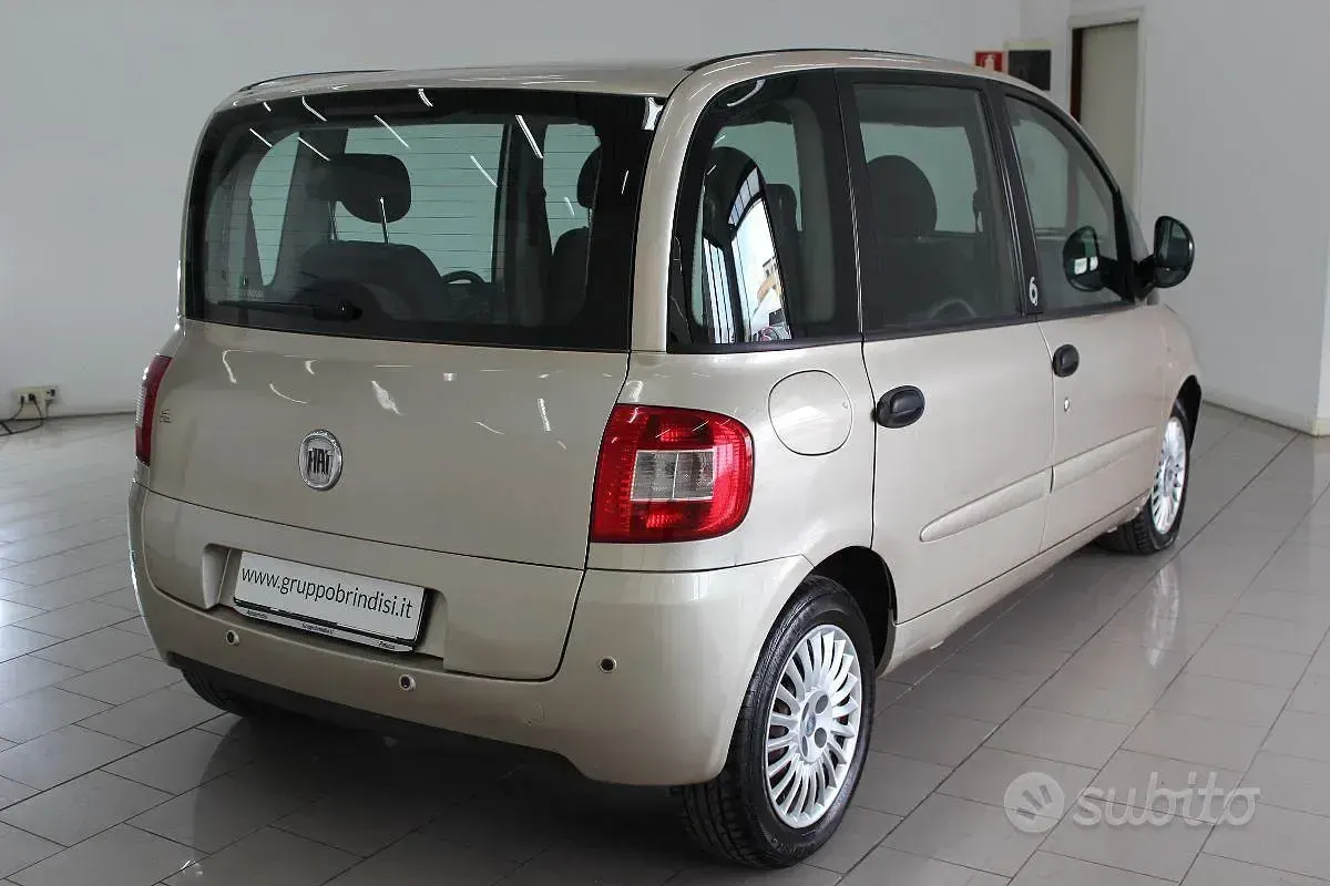 Usata Fiat Multipla Dynamic 120 CV (88 kW) 2010 Marrone Monovolume