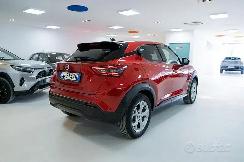 Usata Nissan Juke N-Connecta 114 CV (83 kW) 2021 Bordeaux SUV