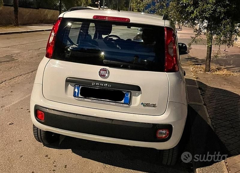 Usata Fiat Panda Pop 70 CV (51 kW) 2013 Bianco Utilitaria