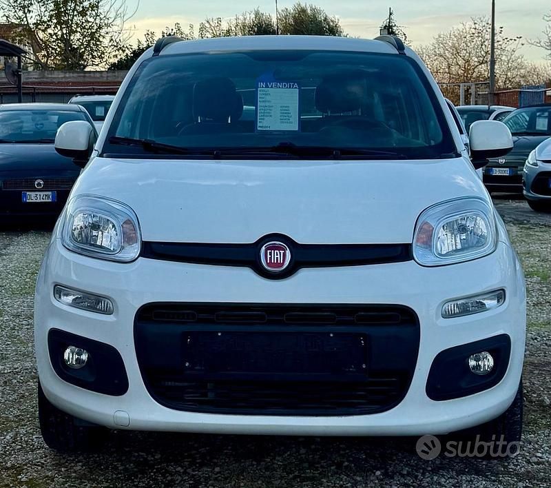 Usata Fiat Panda Lounge 85 CV (62 kW) 2017 Bianco Utilitaria