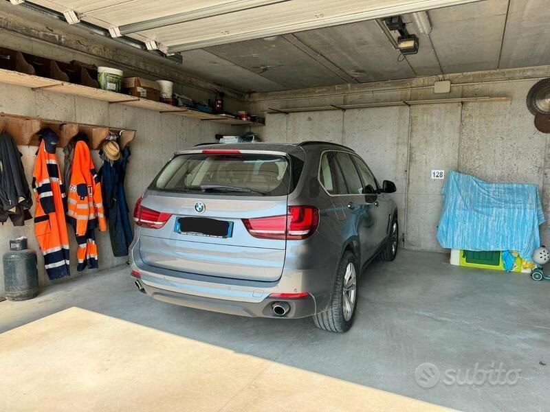 Usata BMW X5 218 CV (160 kW) 2014 Grigio SUV
