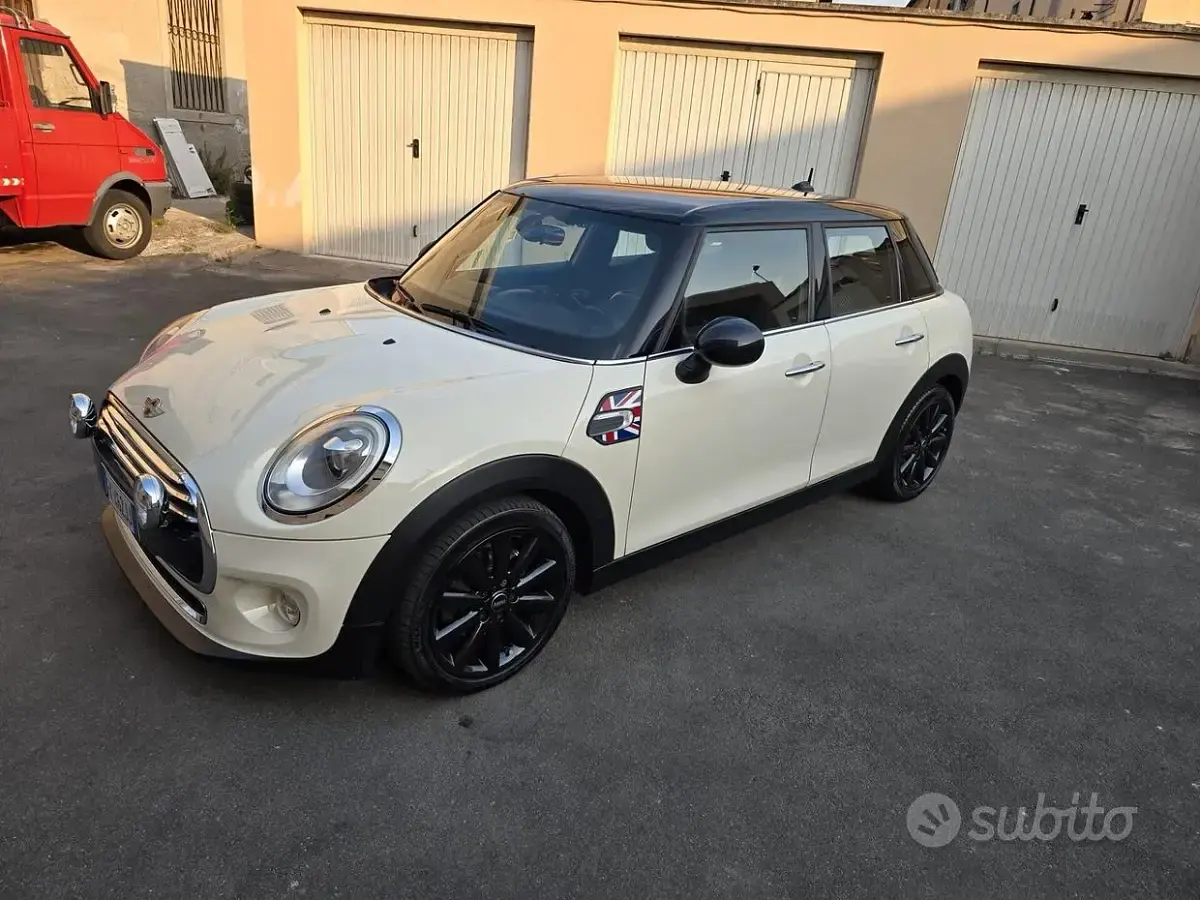 Usata Mini Cooper Coupé 111 CV (81 kW) 2016 Coupé