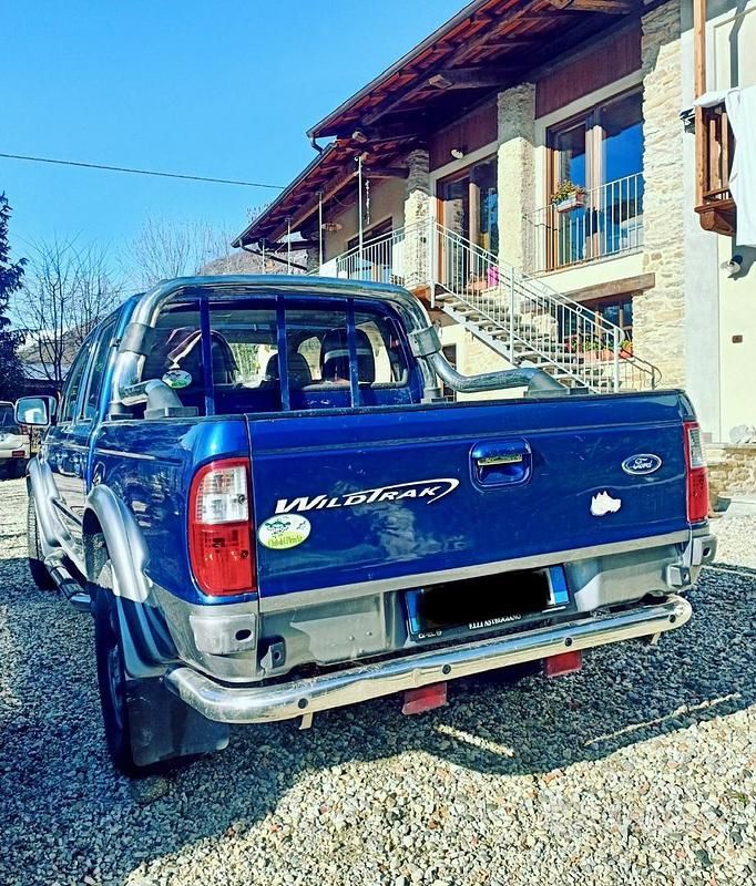 Usata Ford Ranger Wildtrack 2006 Blu Pick-up