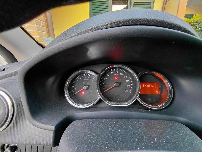 Usata Dacia Sandero Ambiance 68 CV (50 kW) 2016 Berlina